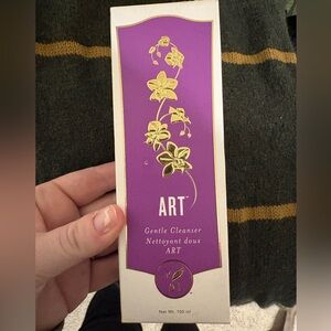 Young Living Art Facial Cleanser New